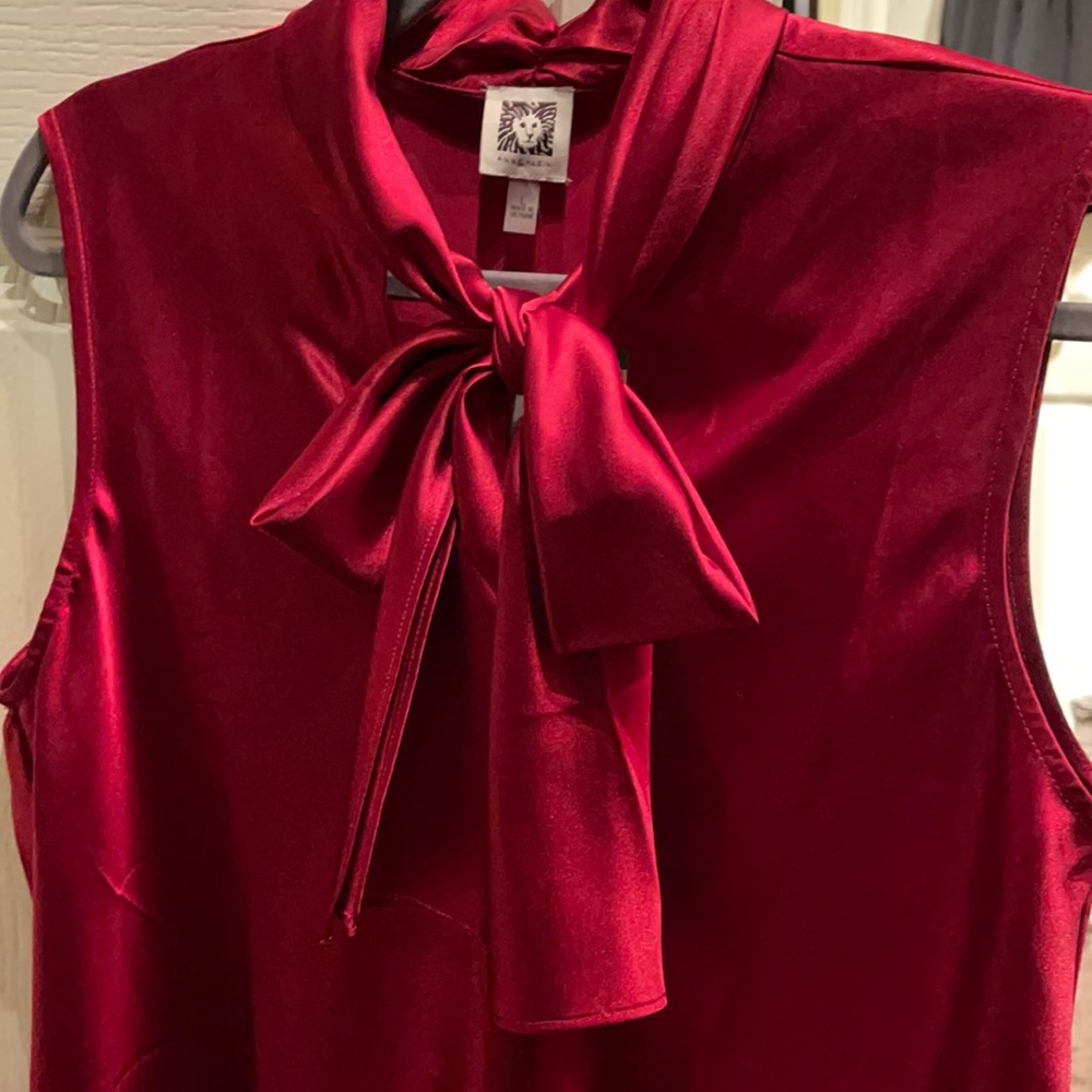 Anne Klein sleeveless Top
